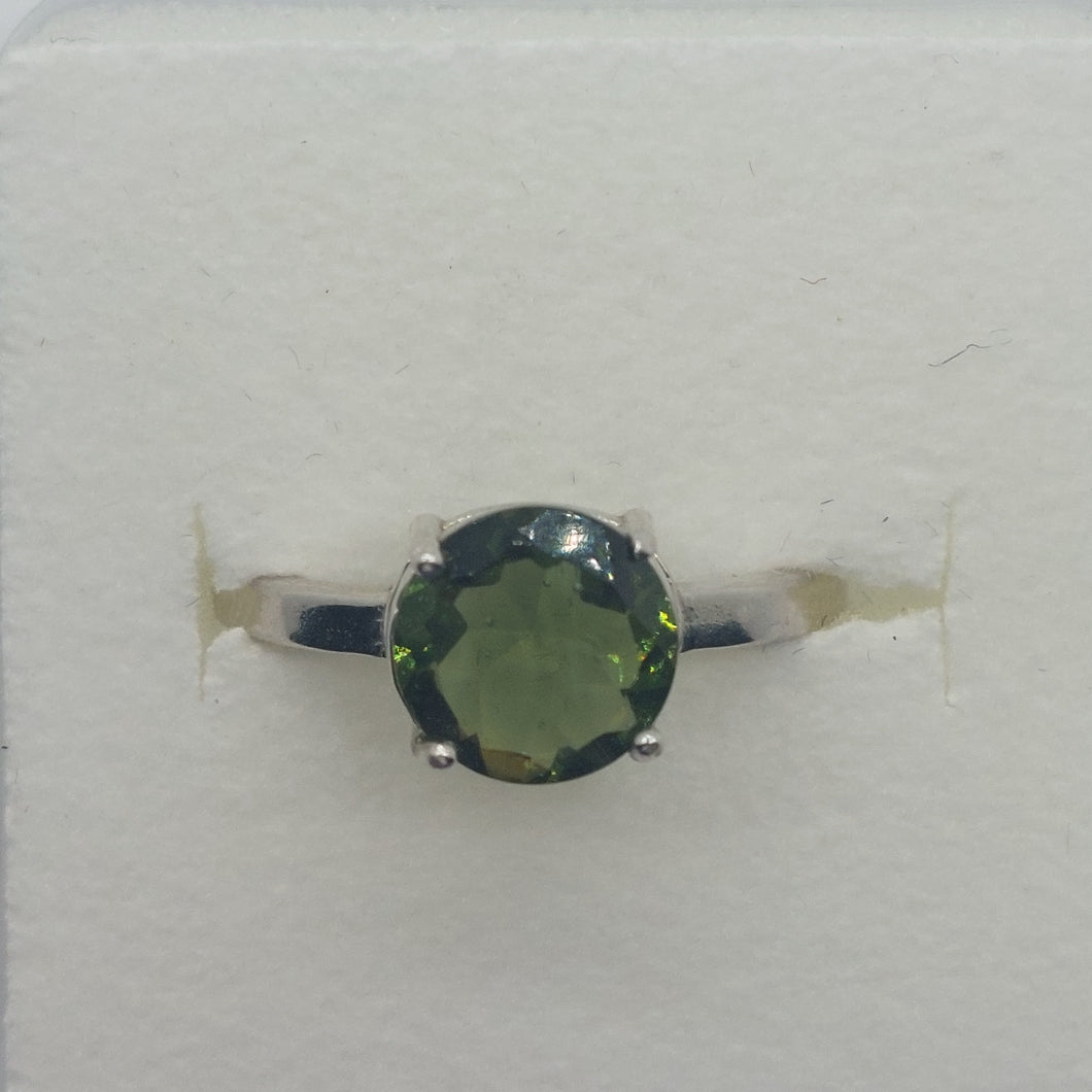 Ring Moldavite 8mm Round