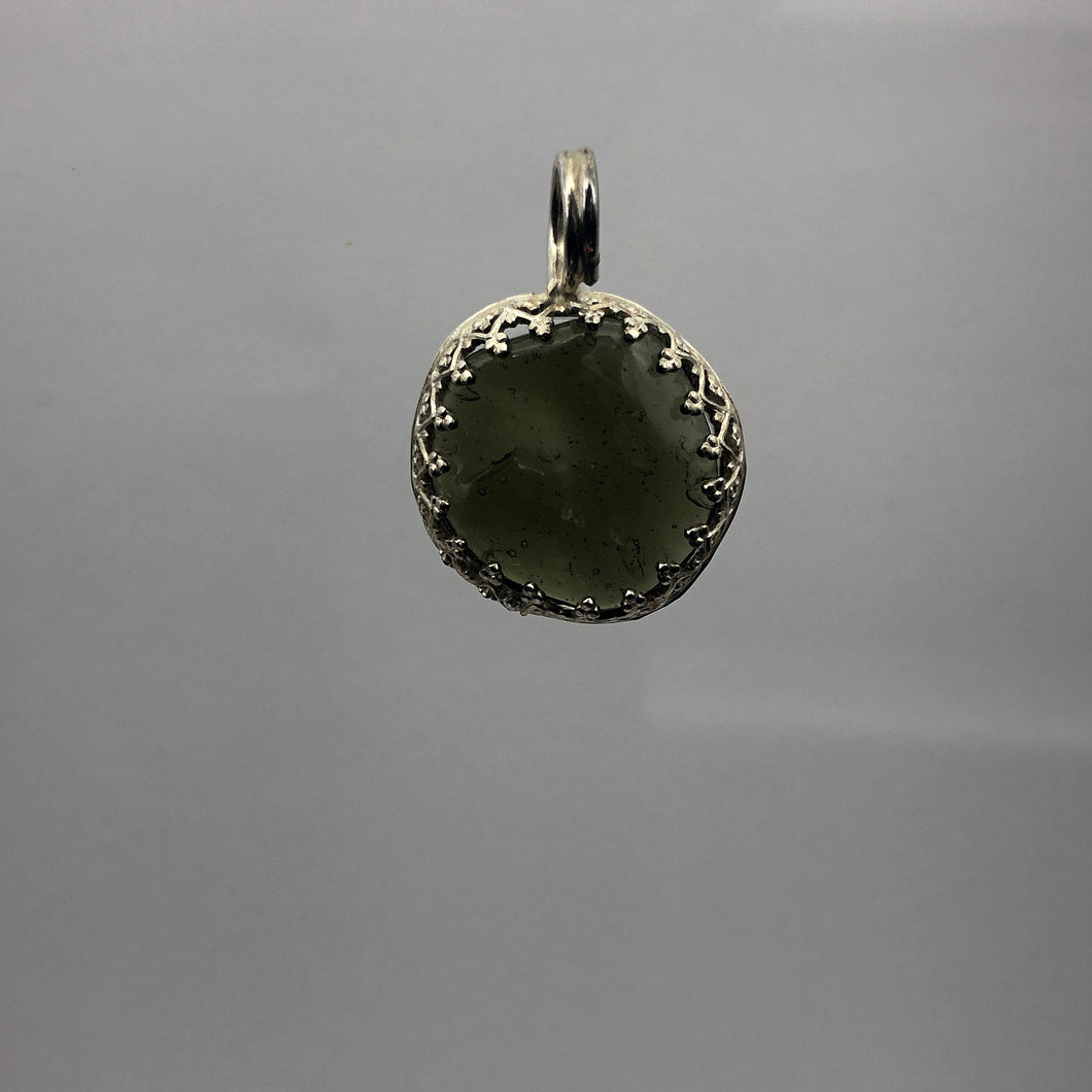 New England Hand Crafted - Tumbled Moldavite Pendant - 3gr/15ct - 925 Silver Crown Bezel Set -