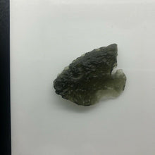 Load image into Gallery viewer, Moldavite Crystal  - 7.86gr/39.30ct - Collector Piece - Besednice Stoh locality
