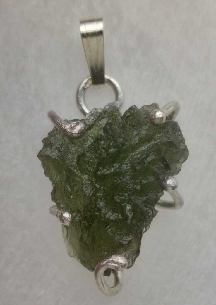 Besednice Moldavite Pendant 925 silver 17.5ct with Certificate of Authenticity