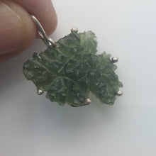 Load image into Gallery viewer, New England Hand Crafted Besednice Moldavite Pendant - 6.11gr/30.55ct - Sterling Silver Prong Set -
