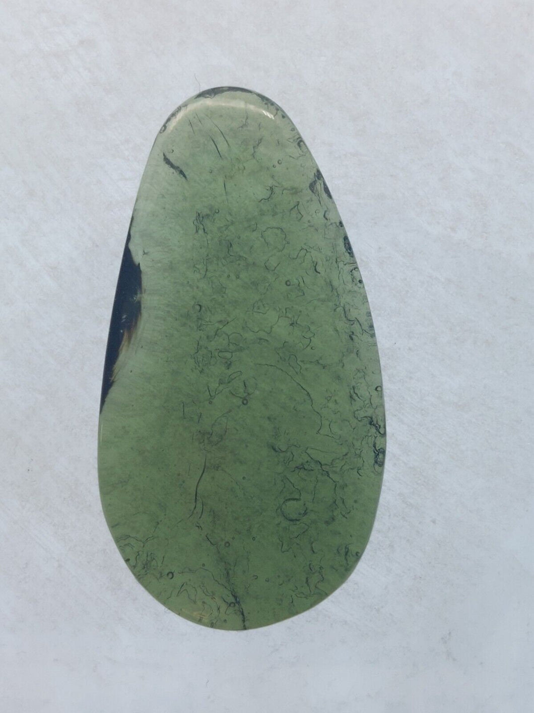 Moldavite cabachon polished/raw sides 4.17gr/20.85ct certificate of authenticity