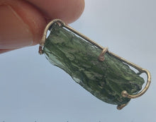 Load image into Gallery viewer, Moldavite pendant 925 silver 30.10ct prong set w/certificate of authenticity
