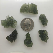 Load image into Gallery viewer, Moldavite 6 pcs Besednice regular grade 19.16grams certificate of authenticity
