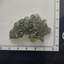 Load image into Gallery viewer, Moldavite 7.8gr/39.0ct Besednice Jezkovna with Certificate of Authenticity
