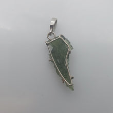 Load image into Gallery viewer, Besednice Moldavite Pendant 925 silver Garnet Bail 15.5ct with Certificate of Authenticity
