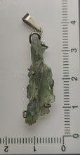 Load image into Gallery viewer, Besednice Moldavite Pendant 925 silver  9.35ct with Certificate of Authenticity
