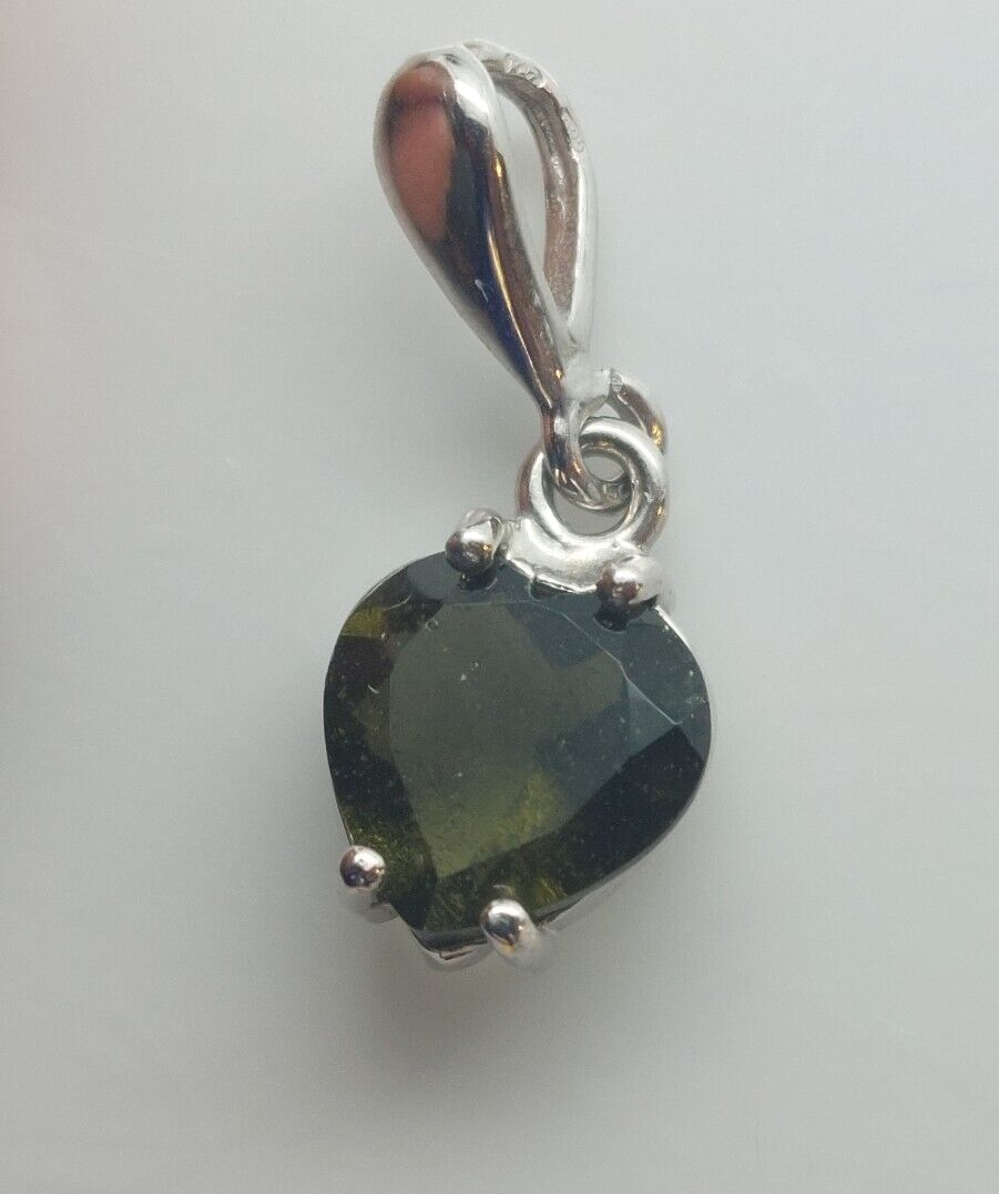 Moldavite Faceted 8mm Heart Pendant 925 Silver with Certificate of Authenticity